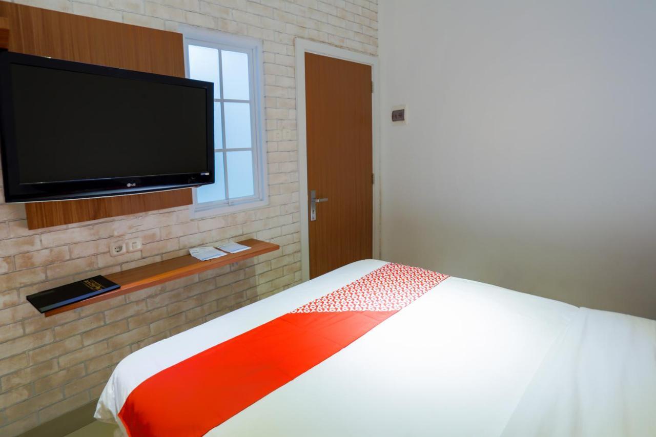Super Oyo 3109 Point Inn Dżakarta Zewnętrze zdjęcie