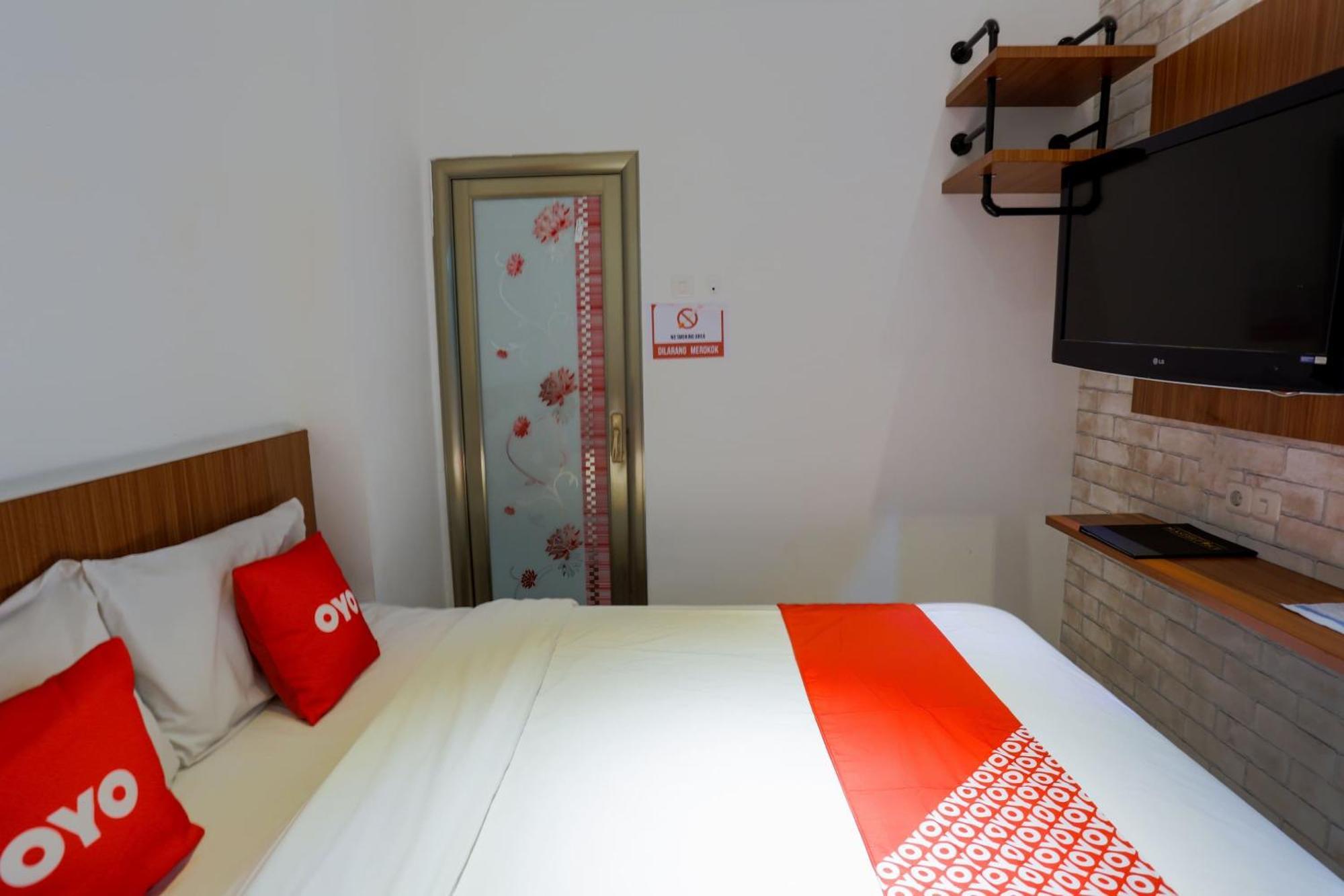 Super Oyo 3109 Point Inn Dżakarta Zewnętrze zdjęcie